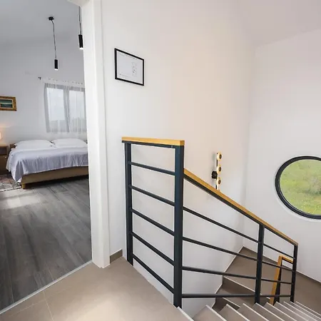 Cangarela 115 Villa Višnjan